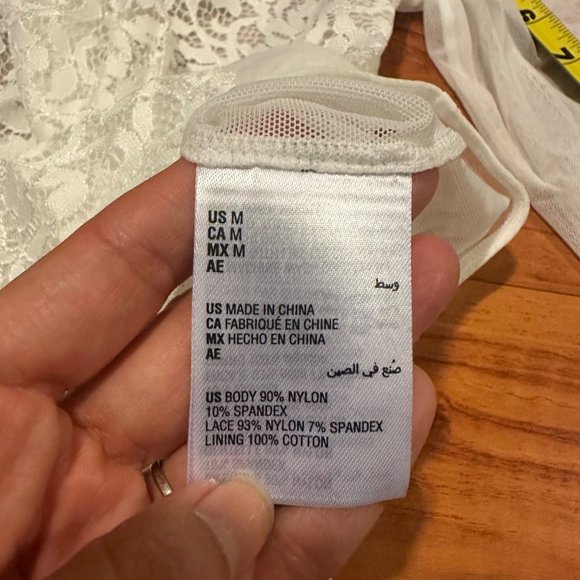 NWT INC Intimates Lingerie Lace Bodysuit Bridal White Long Sleeves Size Medium - Picture 9 of 13
